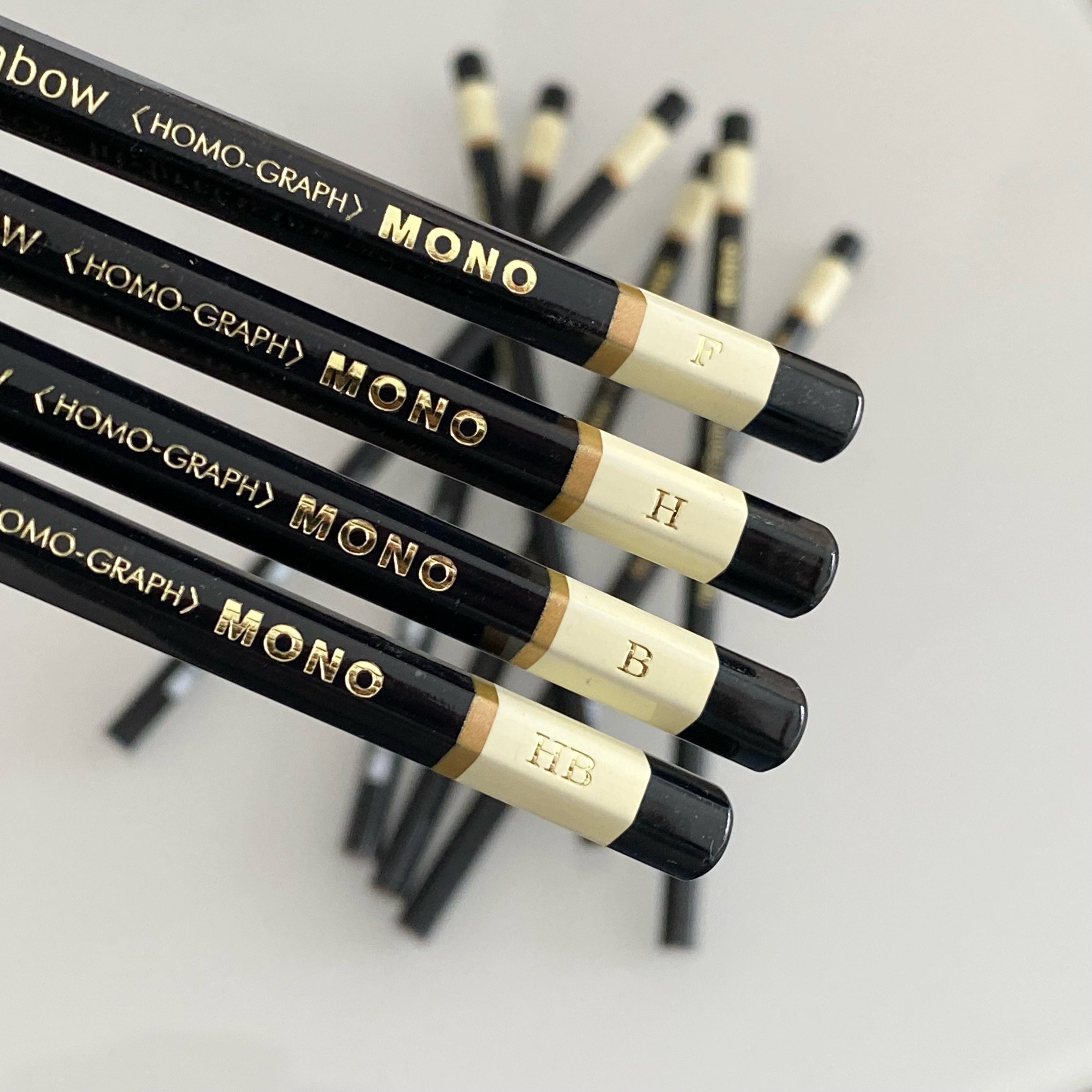 Mono Drawing Pencil. Tombow